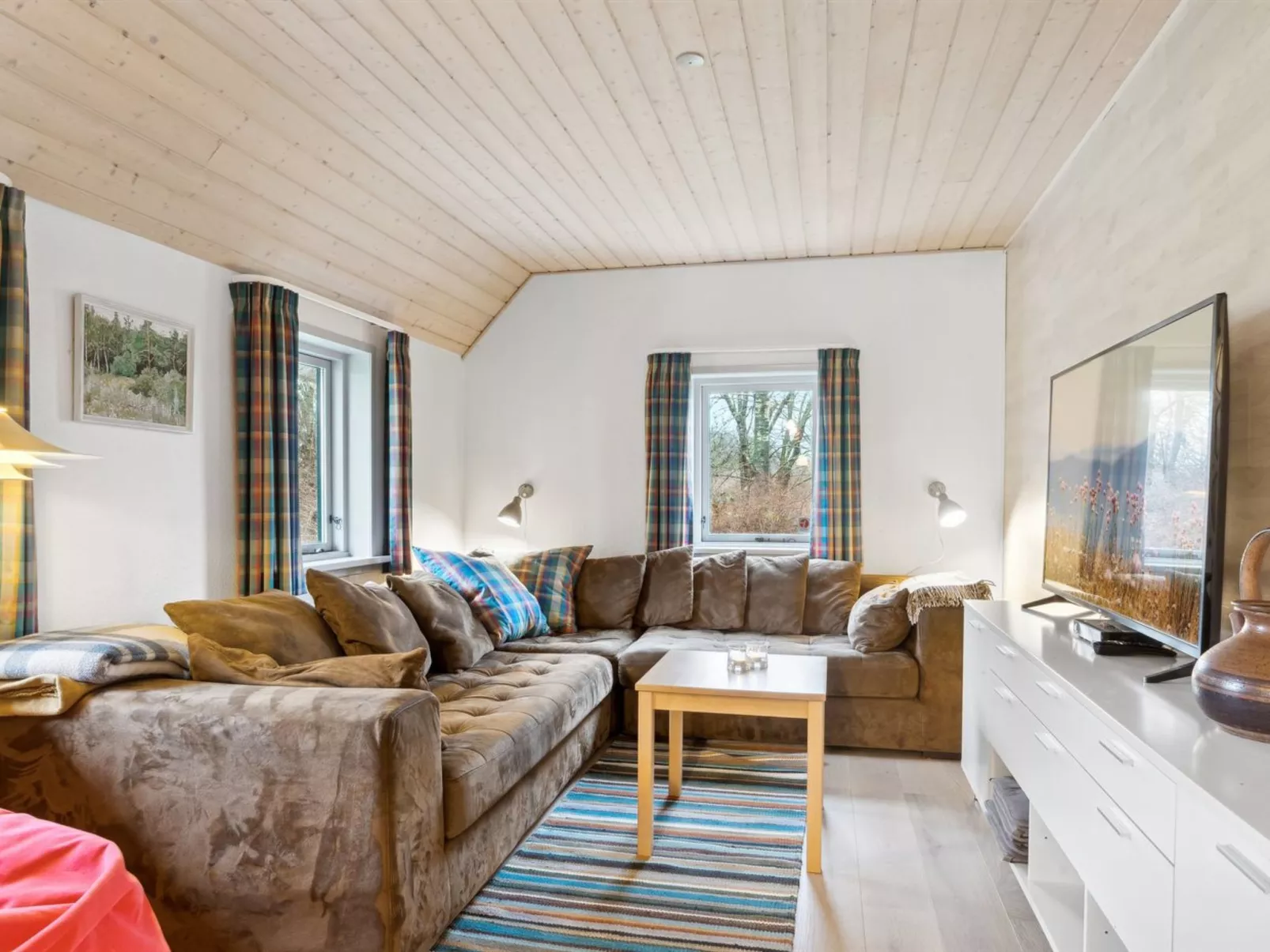 "Annli" - 800m to the fjord-Binnen