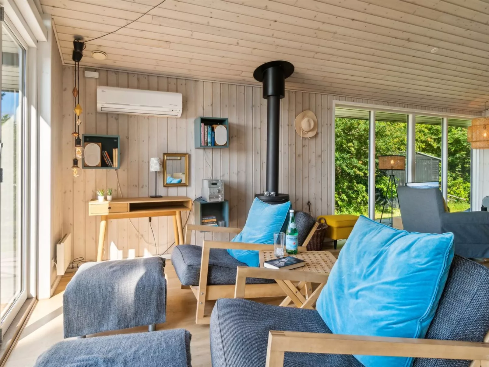 "Stygg" - 400m from the sea-Binnen