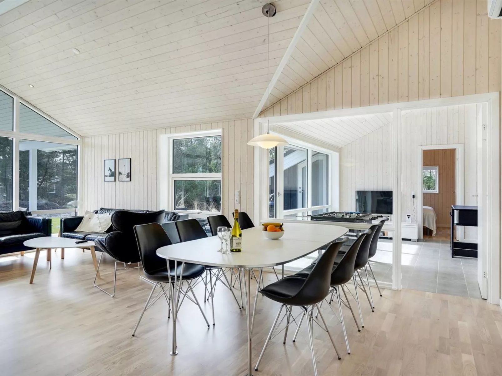 "Dior" - 1.4km from the sea-Binnen