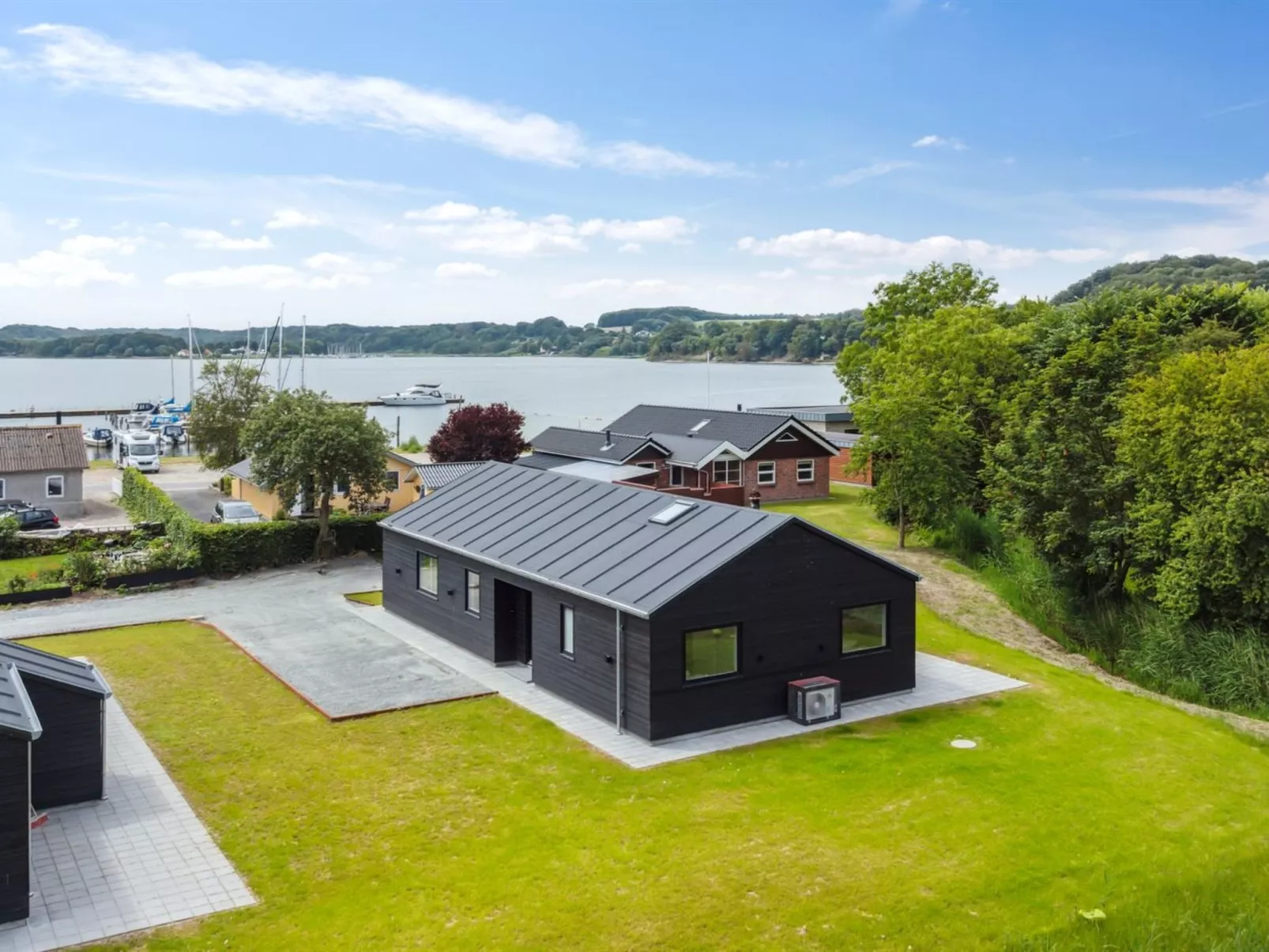 "Stygg" - 75m from the sea-Buiten