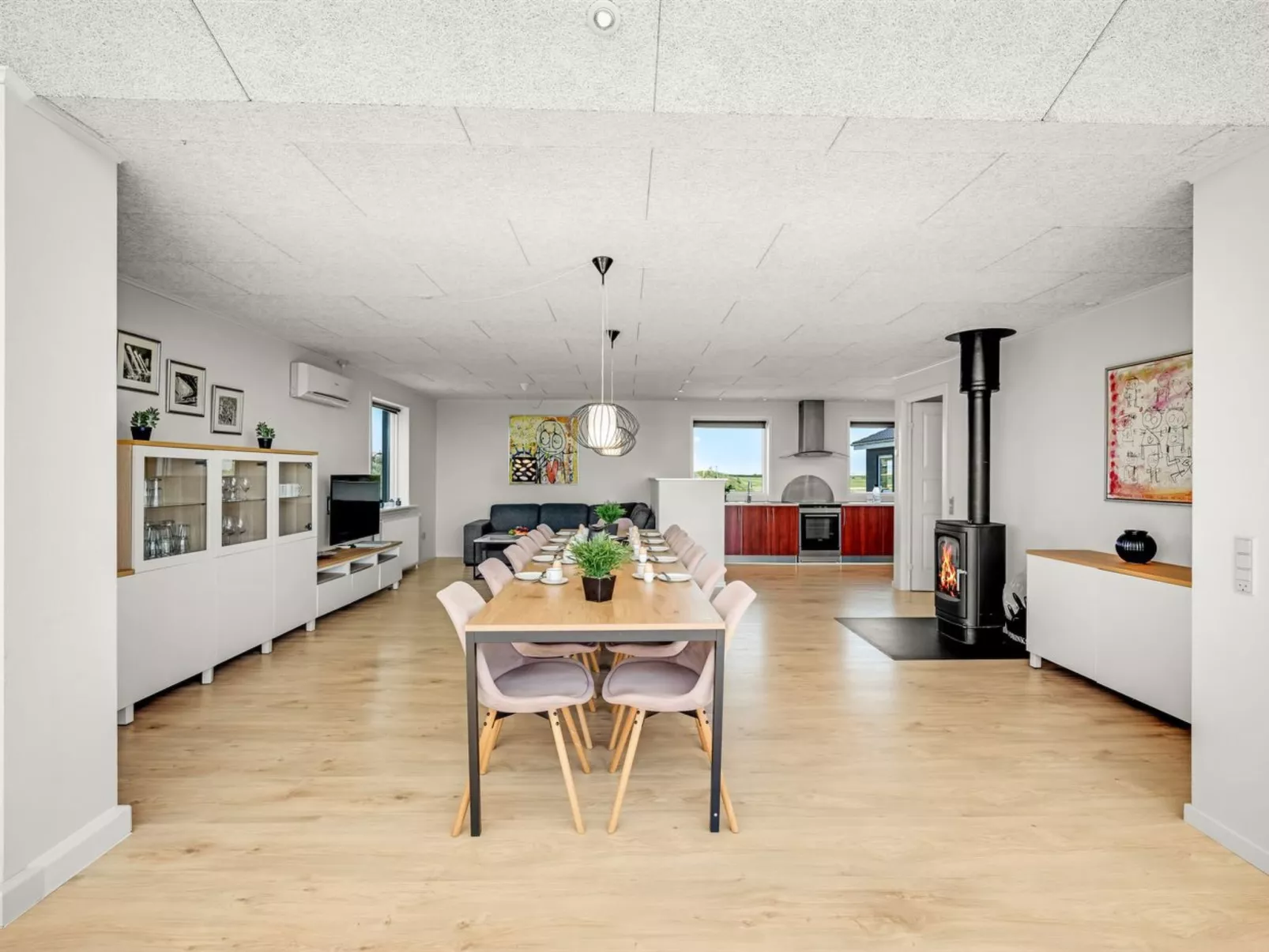 "Germund" - 770m from the sea-Binnen