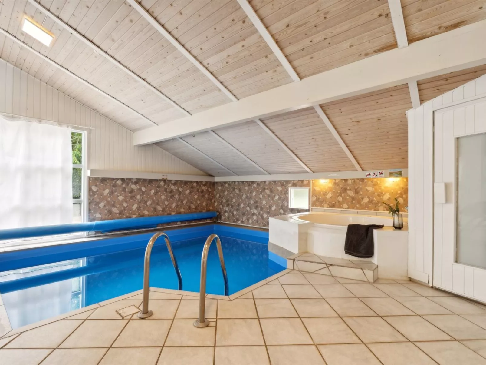 "Jorinde" - 1km from the sea-Buiten