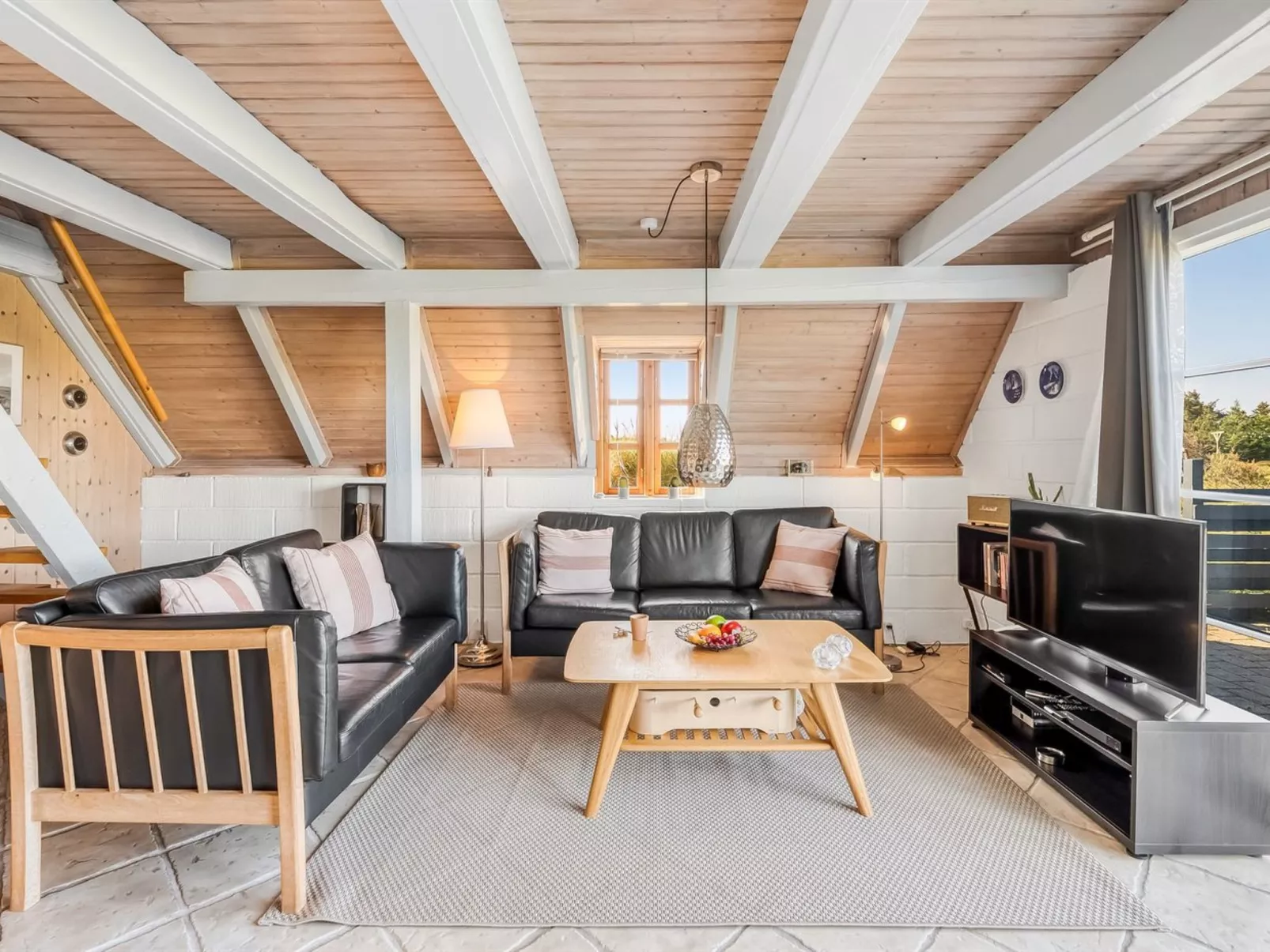 "Arlina" - 600m from the sea-Binnen