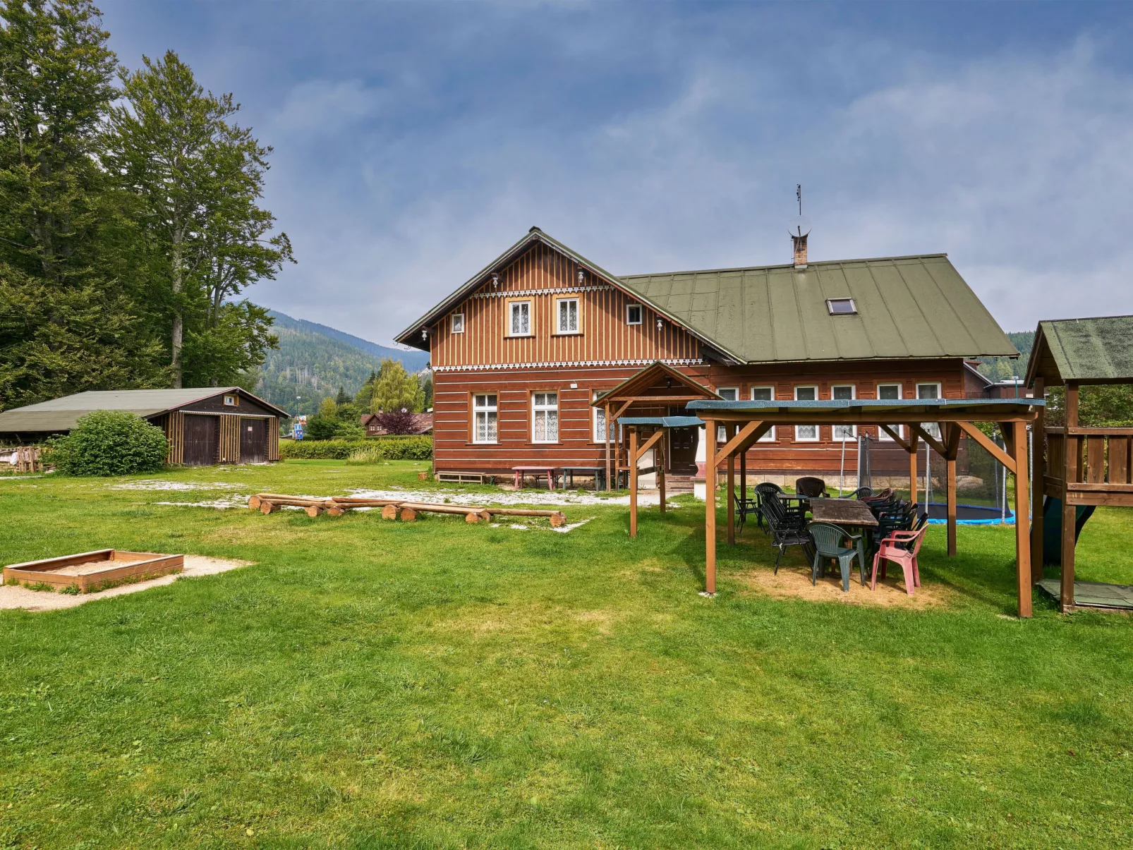 Švýcarský dvůr Lodge-Buiten