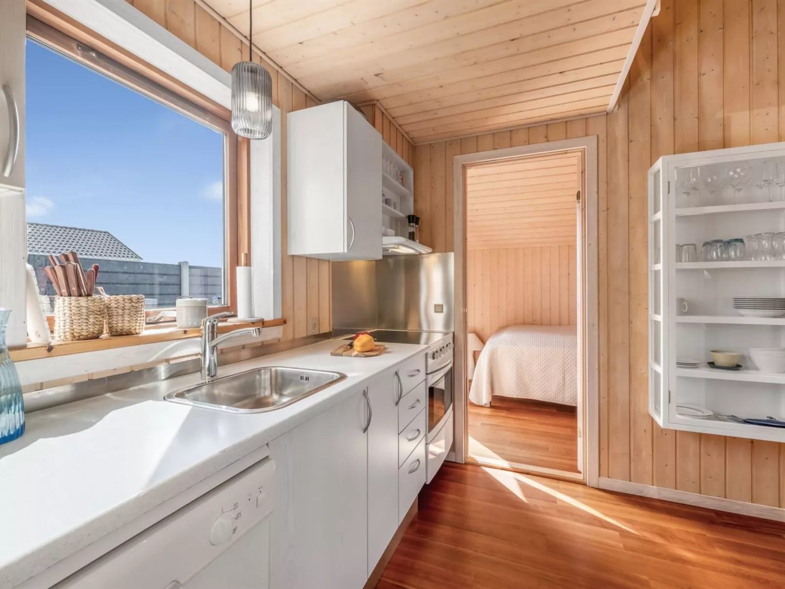 "Georg" - 200m from the sea-Binnen