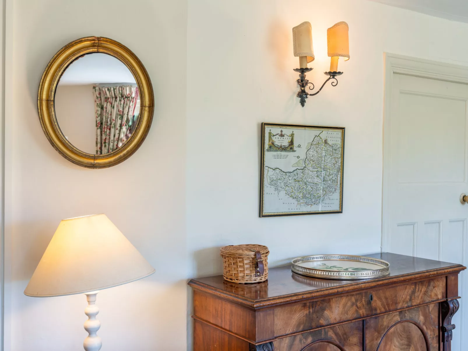 Valley Cottage-Binnen