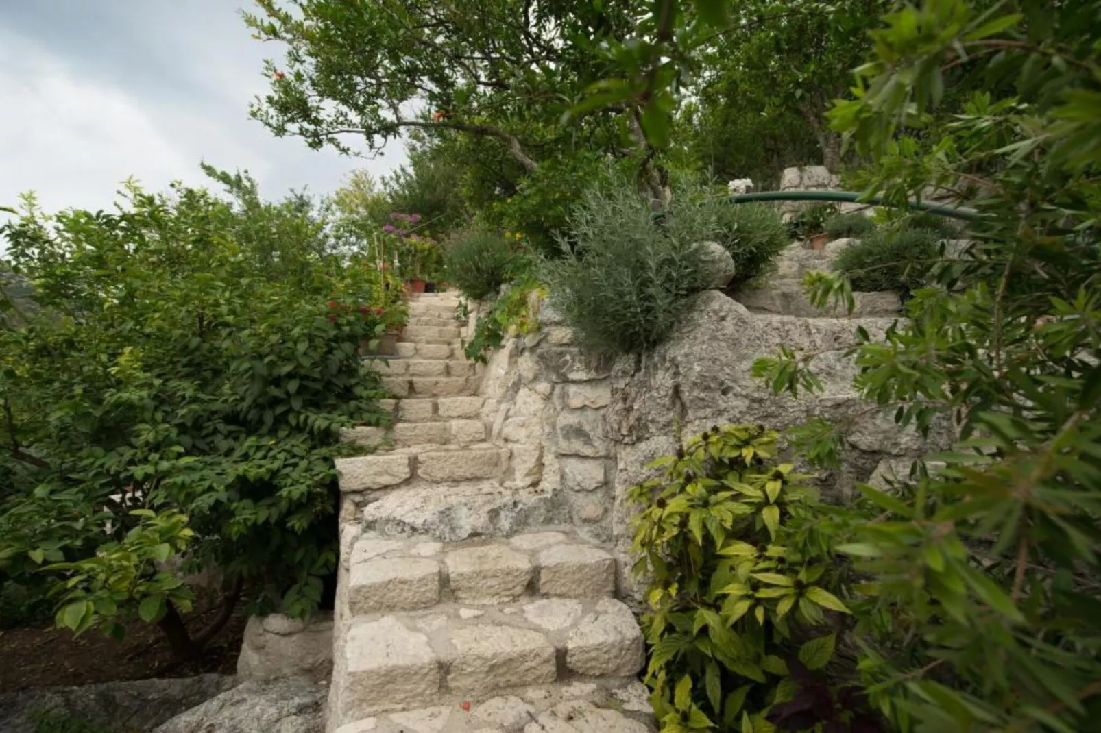 One-Bedroom Apartment With Lake View-Buitenlucht