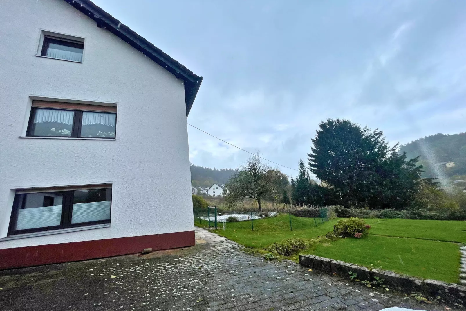 Ferienwohnung Birresborn-Buitenkant zomer