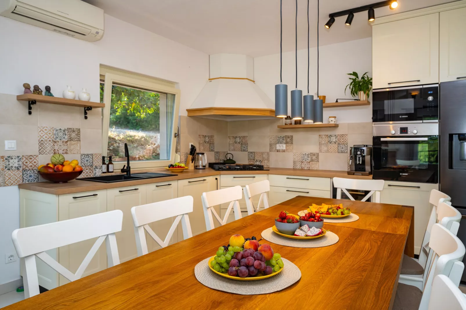 Sea view Villa Amaria-Eetkamer