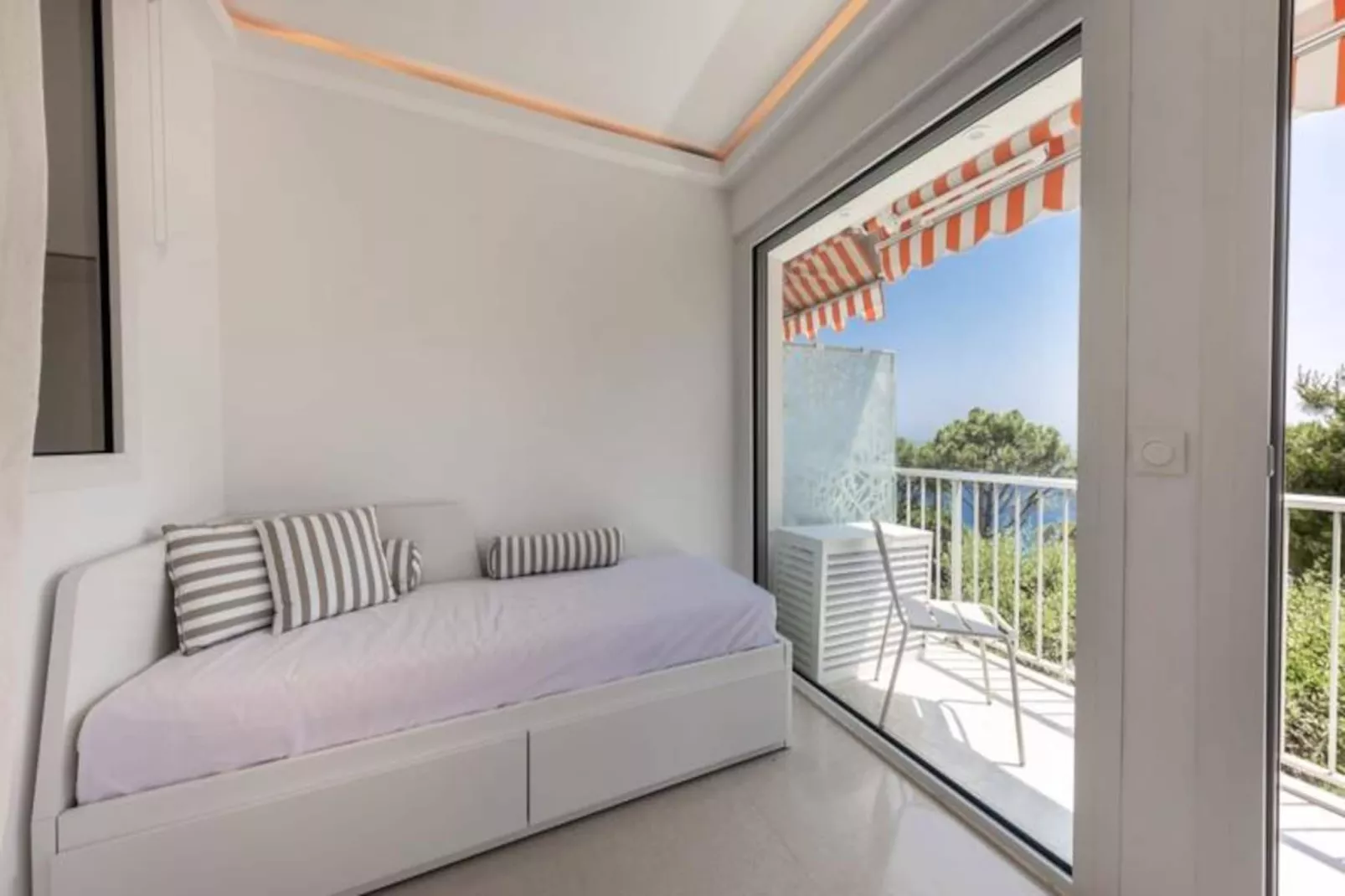 06db Magnifique Appartement Vue Incroyable Mtboron-Niet-getagd