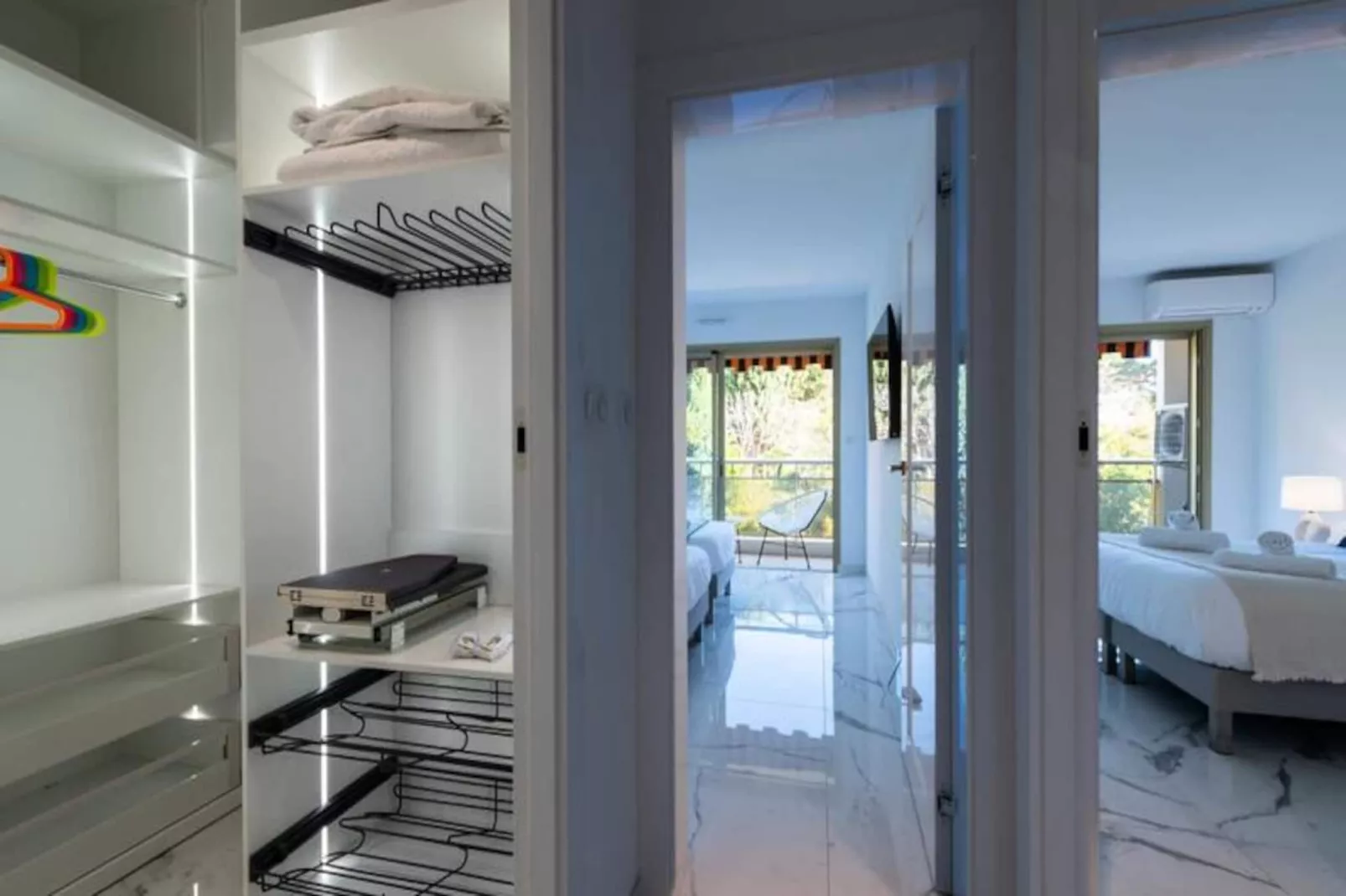 Résidence Spacieux 3p En R&eacute;sidence Avec Piscine-Niet-getagd