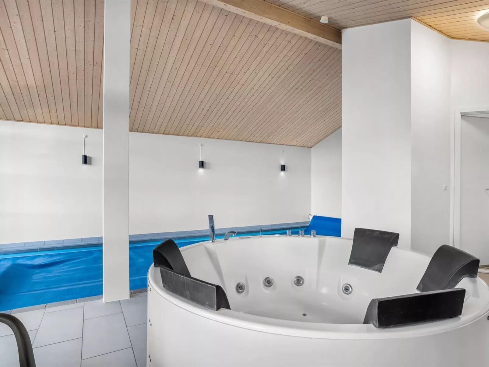 "Niela" - 800m from the sea-Buiten