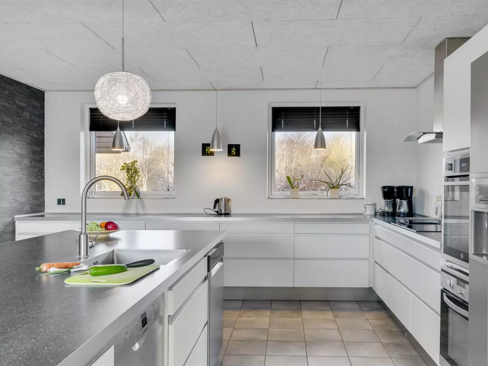 "Markhild" - 300m to the fjord-Binnen