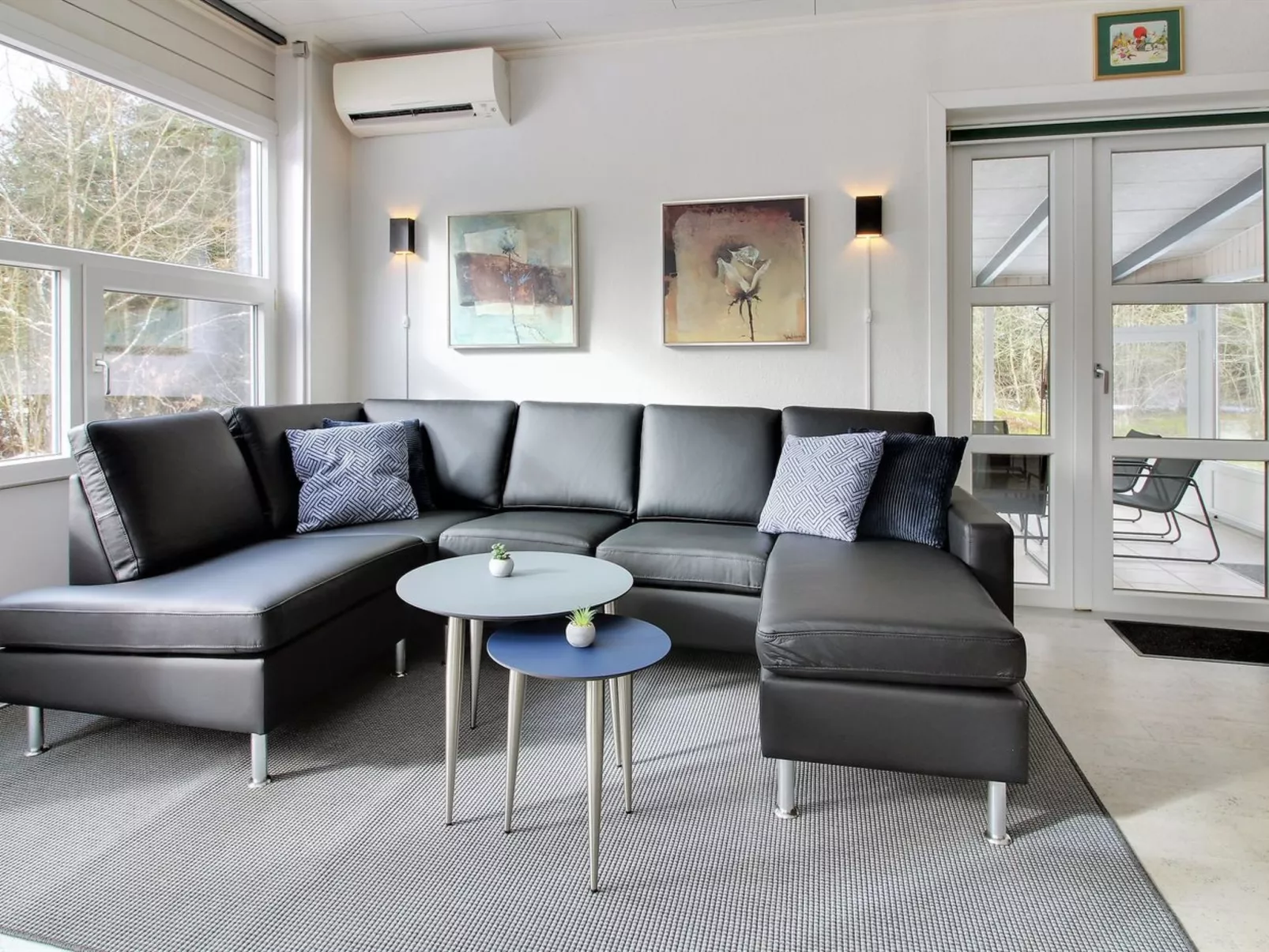 "Gwen" - 2.7km from the sea-Binnen