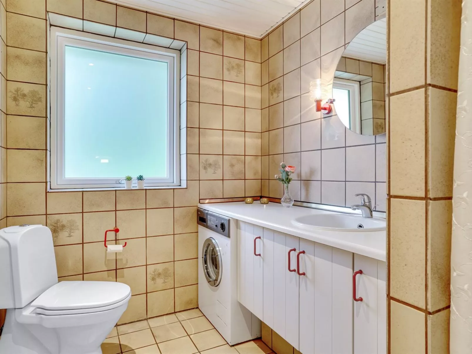 "Ephra" - 250m to the fjord-Binnen