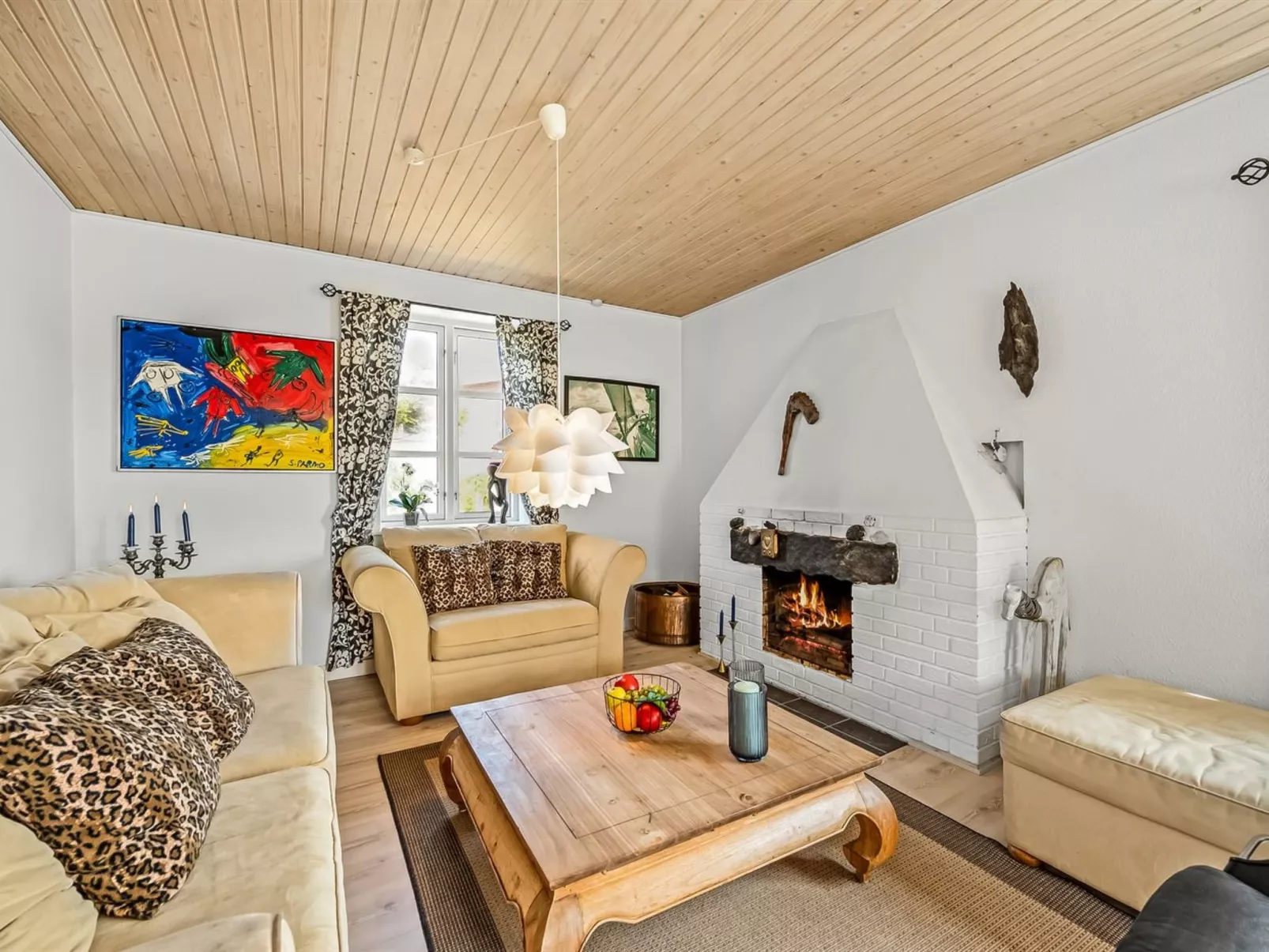 "Urte" -  from the sea-Binnen