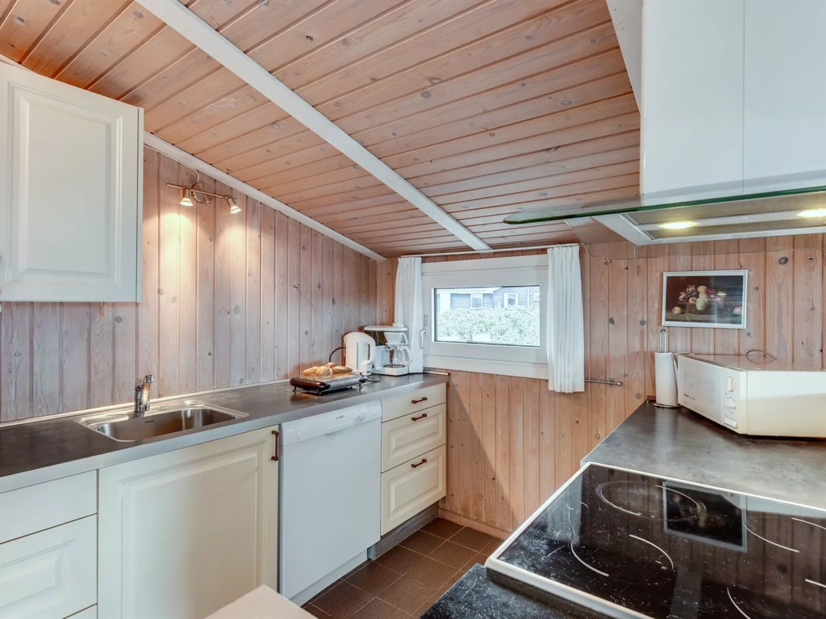 "Mogens" -  from the sea-Binnen