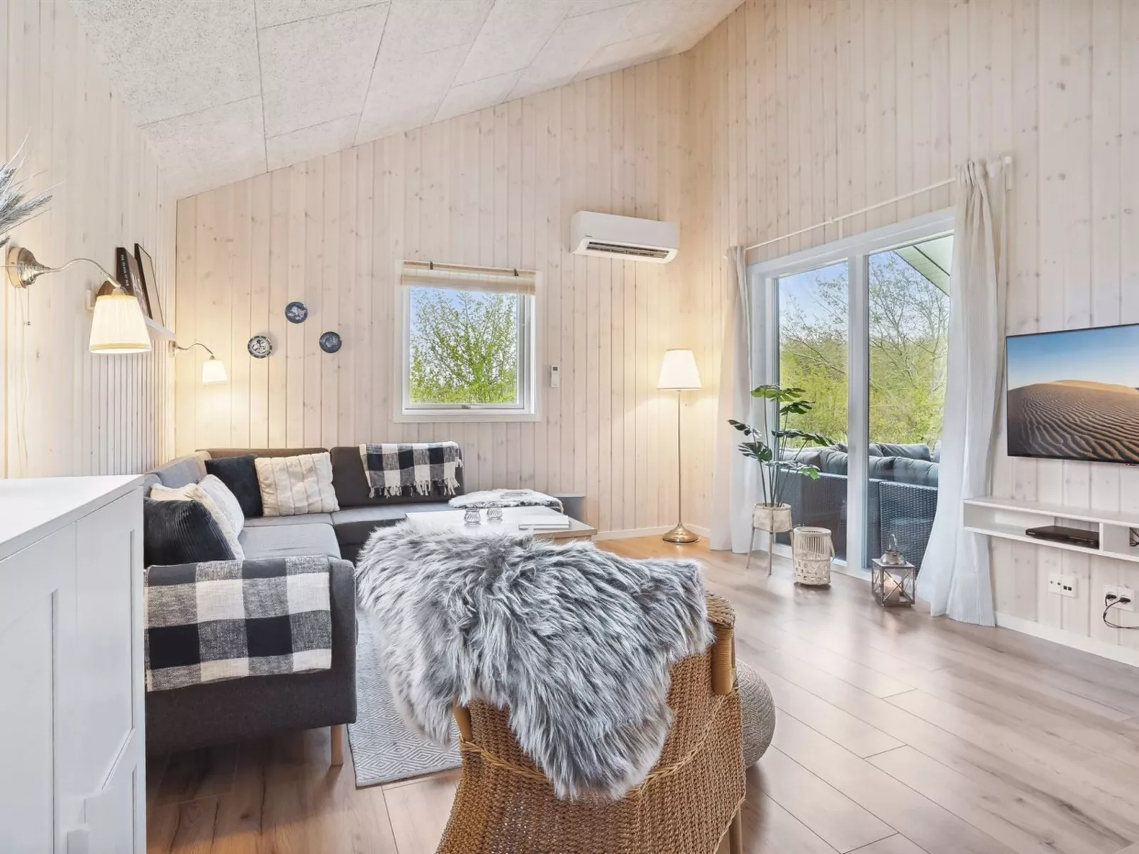 "Hasten" - 600m from the sea-Binnen