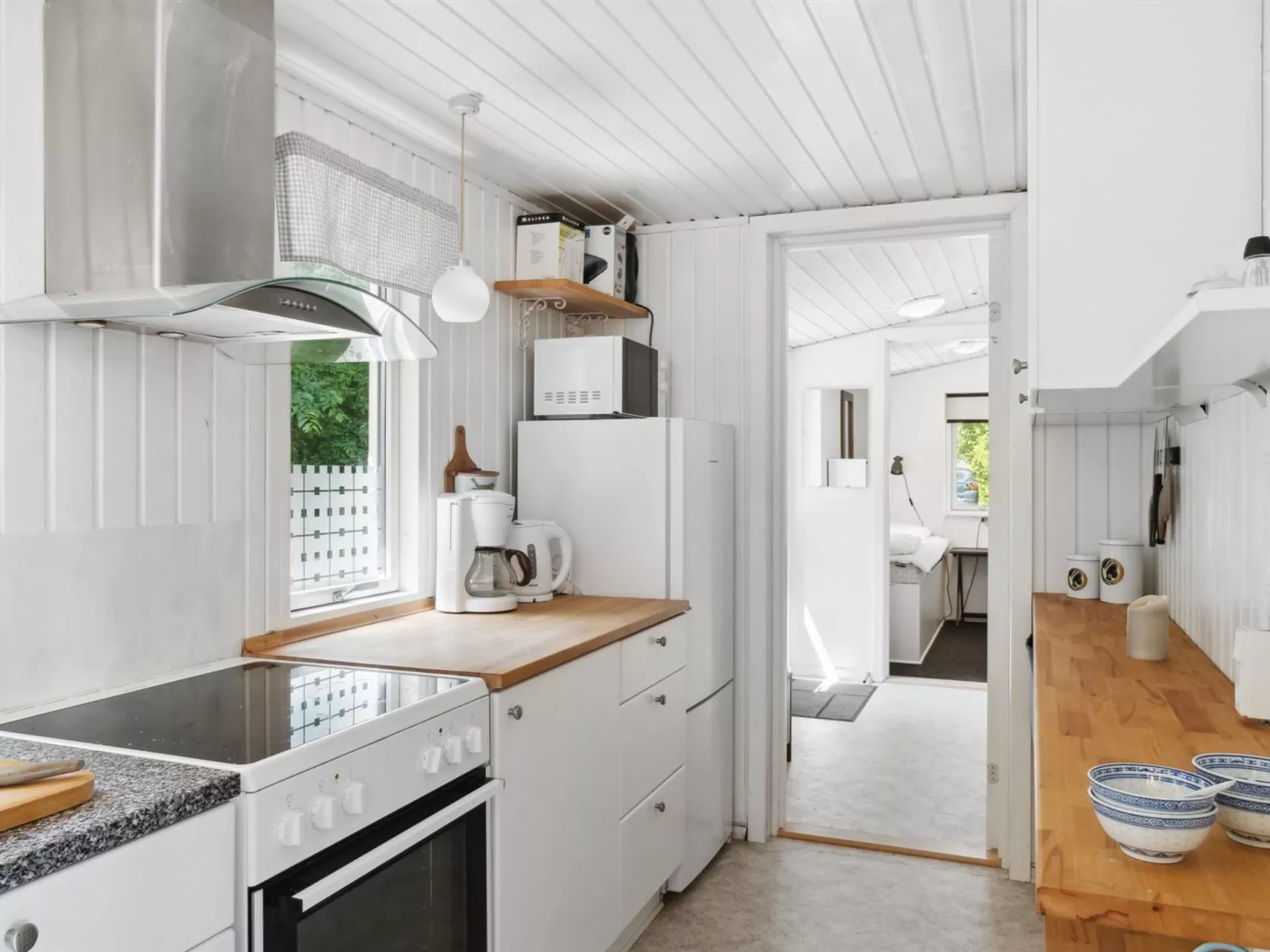 "Self" - 400m to the fjord-Binnen