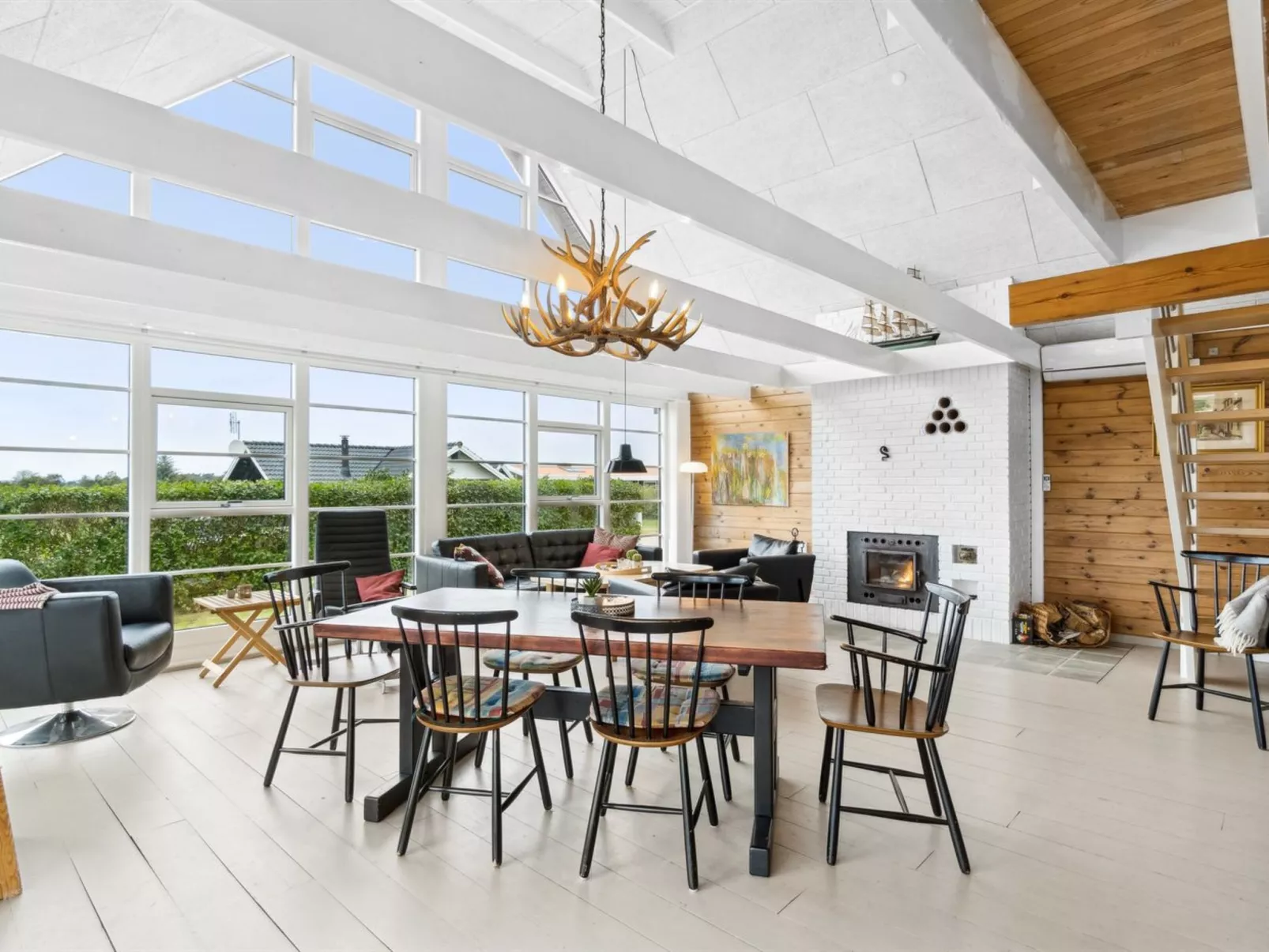 "Ginnie" - 300m from the sea-Binnen