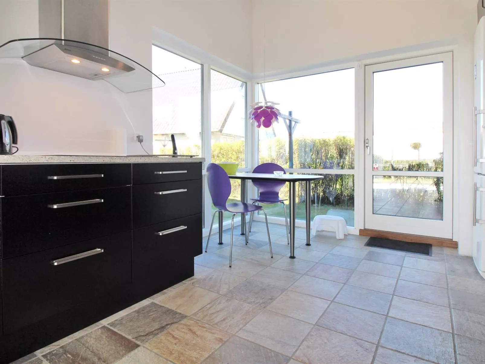 "Amia" - 20m from the sea-Binnen