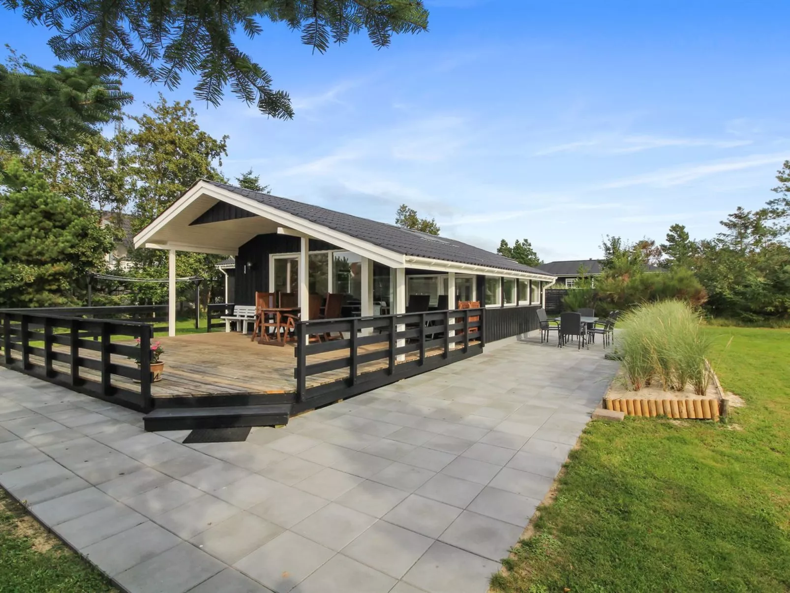 "Hildegarde" - 900m from the sea-Buiten