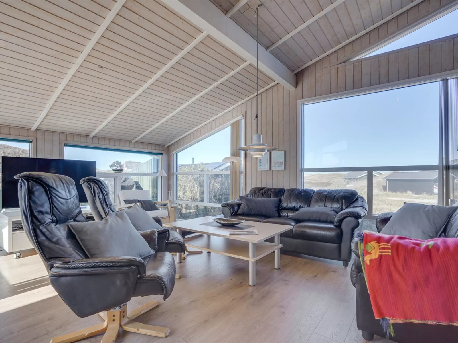 "Wighman" -  from the sea-Binnen