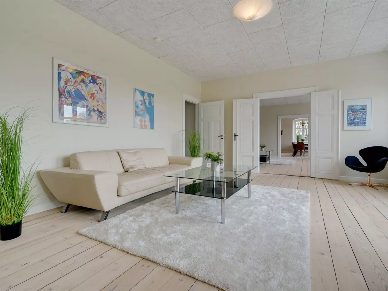 "Niki" - 15km from the sea-Binnen