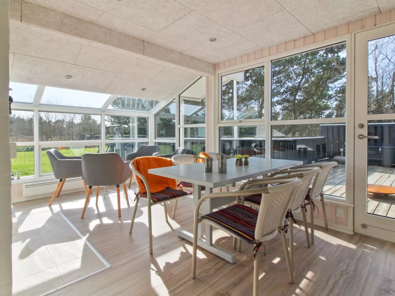 "Emilia" - 1.8km from the sea-Binnen