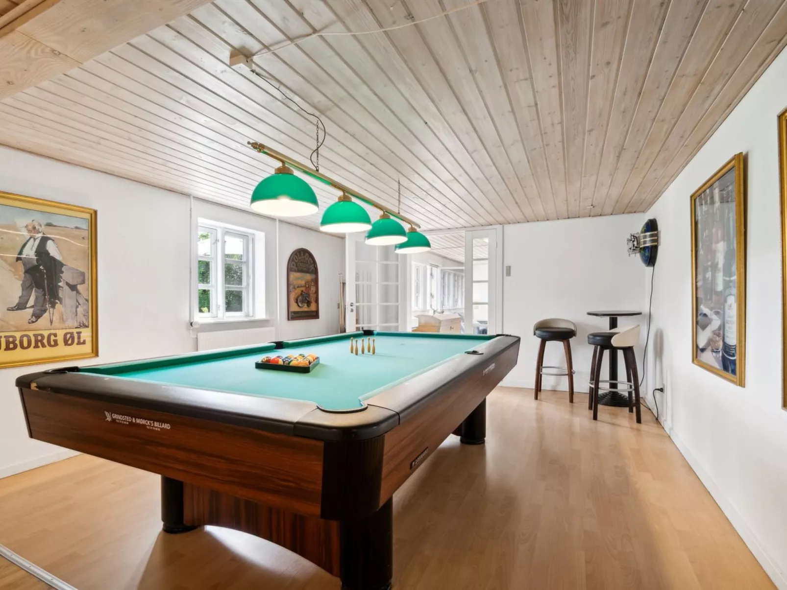 "Ieva" - 3.9km from the sea-Binnen