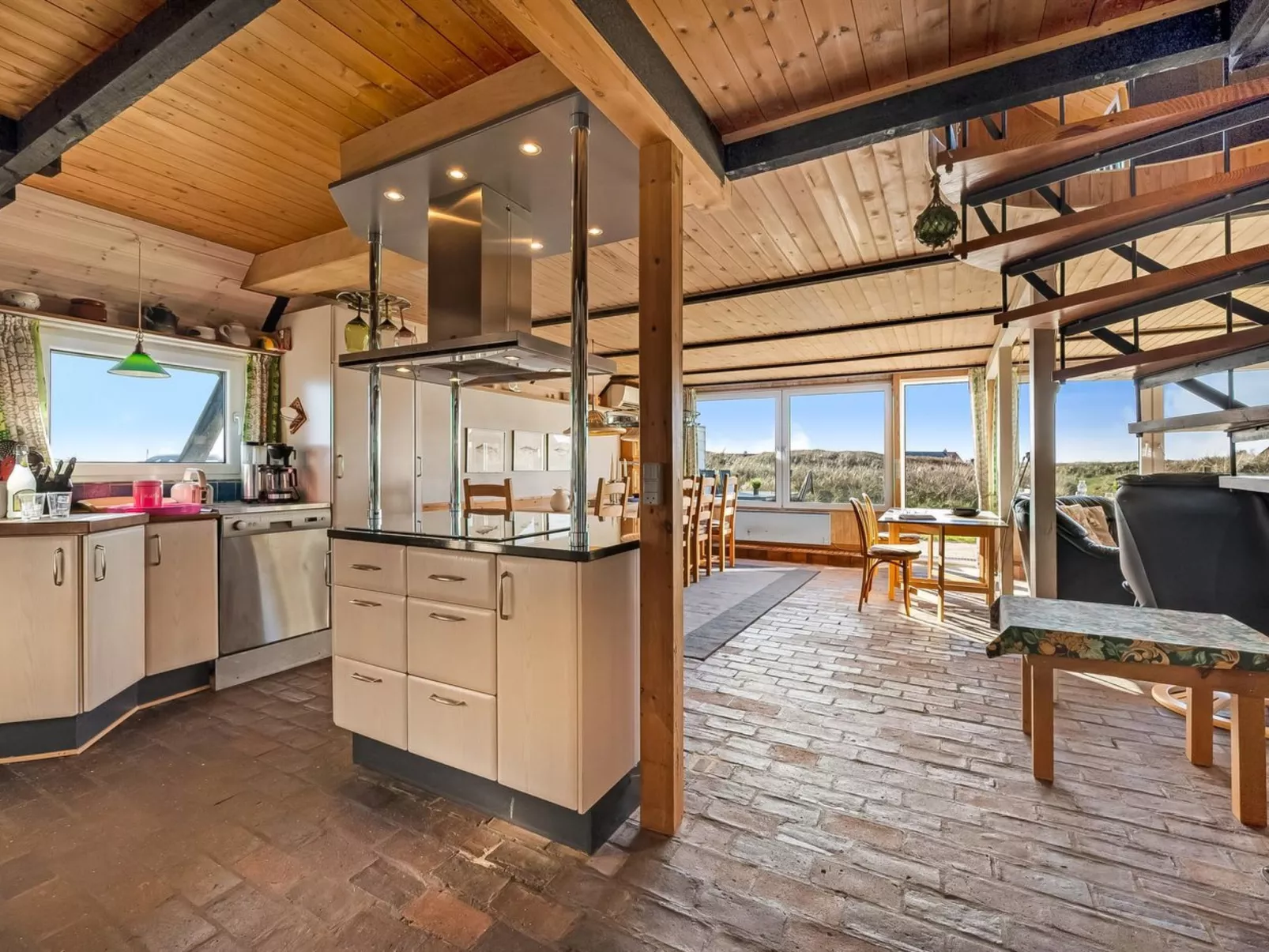 "Kurt" - 75m from the sea-Binnen