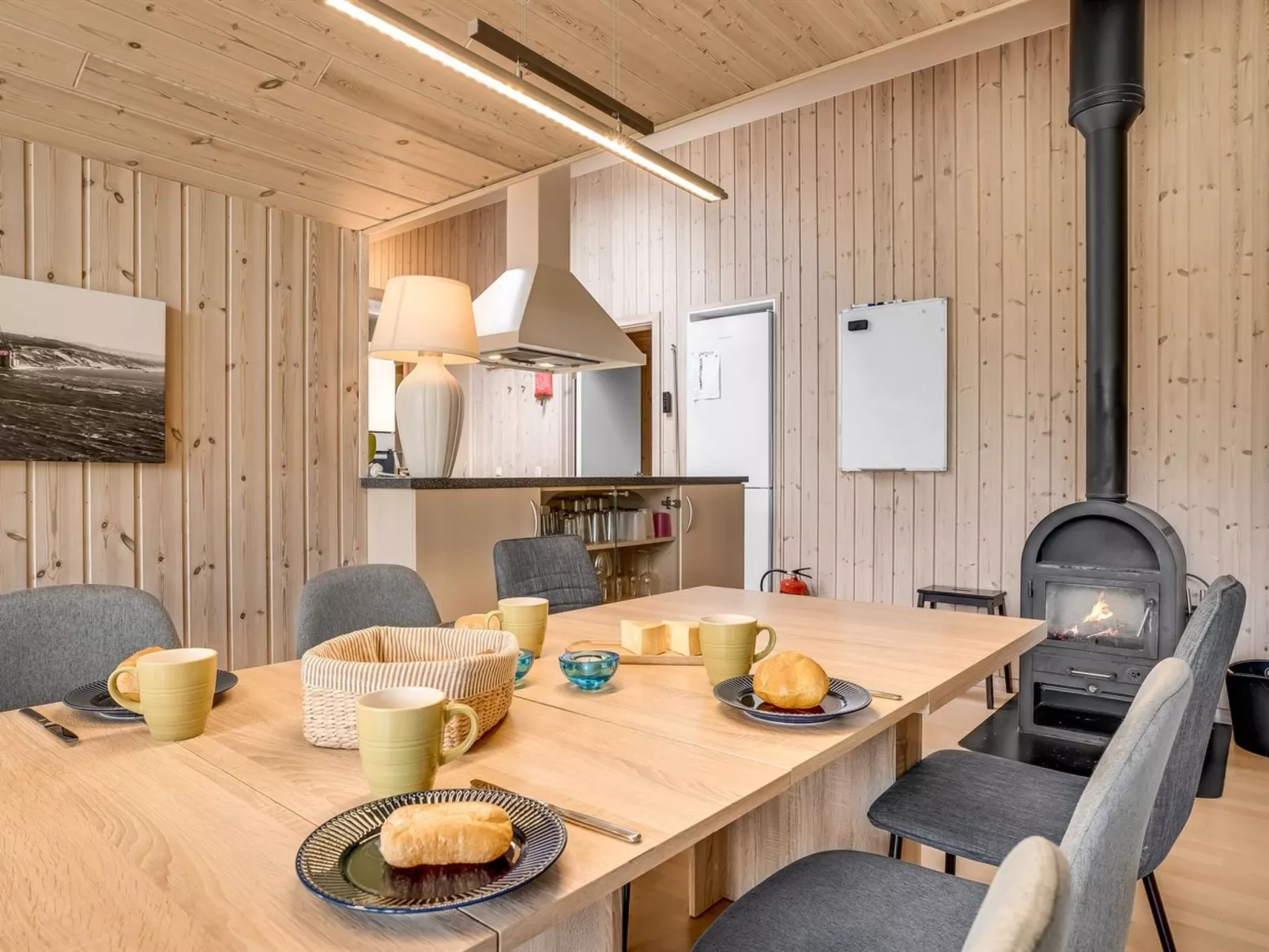 "Dorde" - 600m from the sea-Binnen