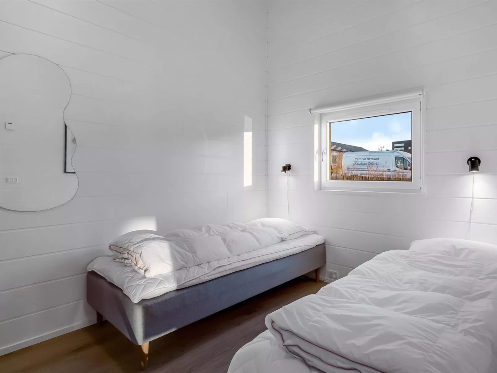 "Hana" - 800m from the sea-Binnen