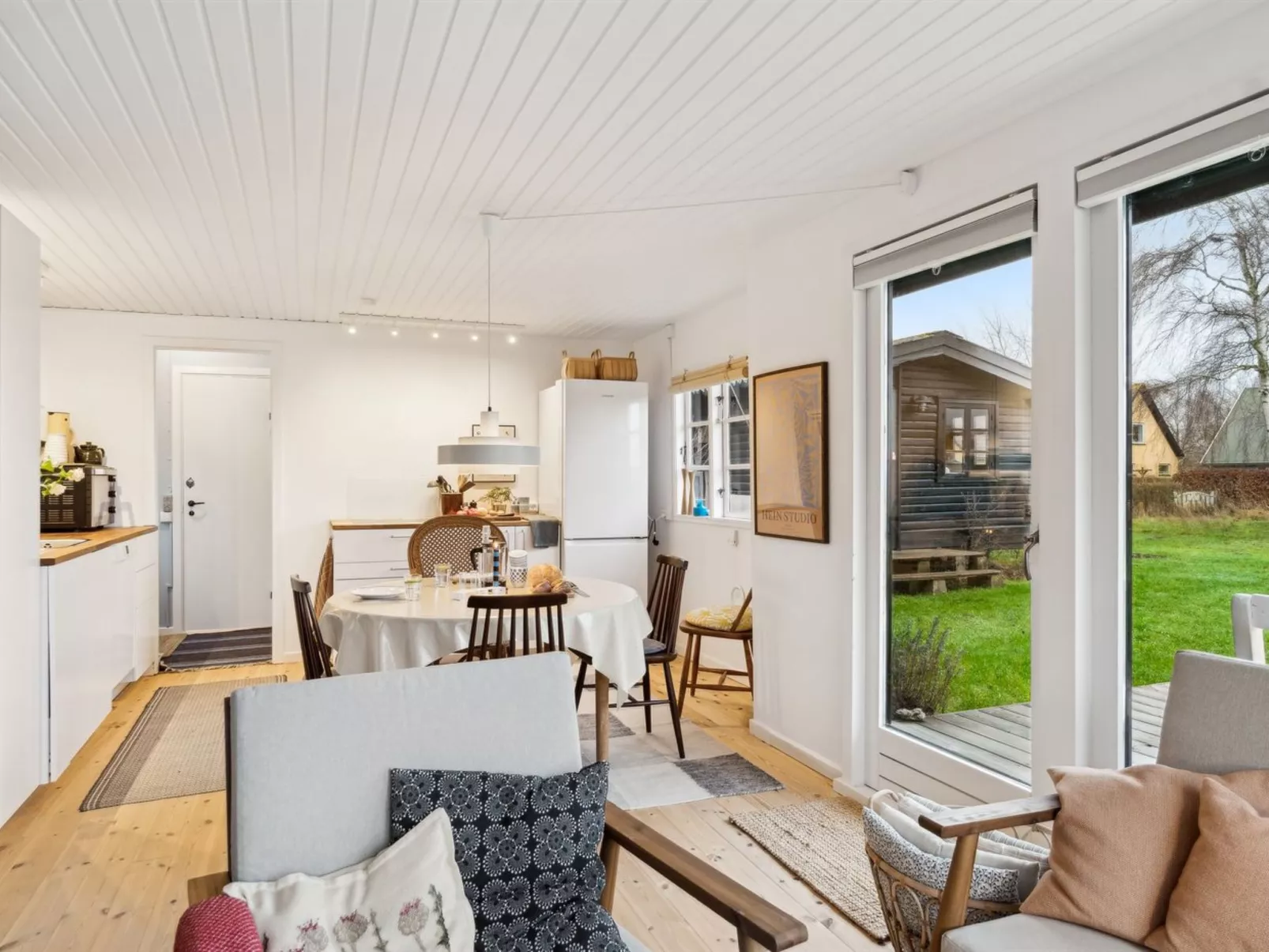 "Dufa" - 200m to the fjord-Binnen