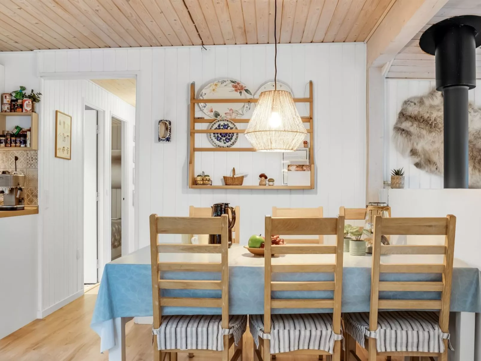 "Hansa" - 3km from the sea-Binnen