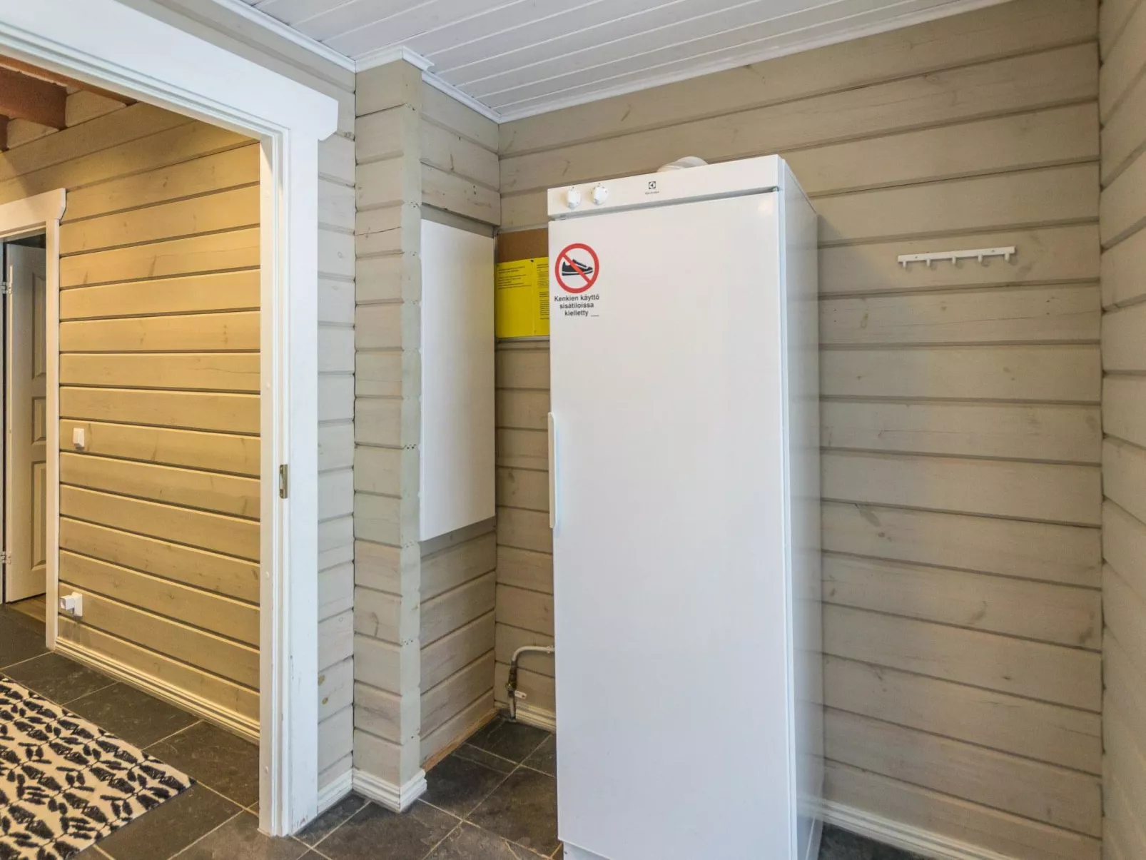 Uulanlinna a, paritalo-Binnen