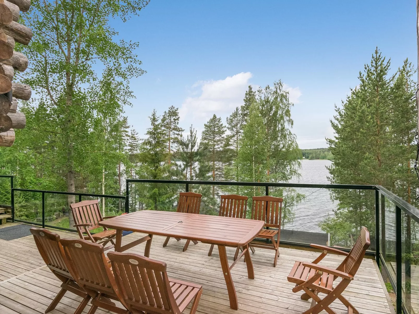 Villa sieponpesä-Binnen