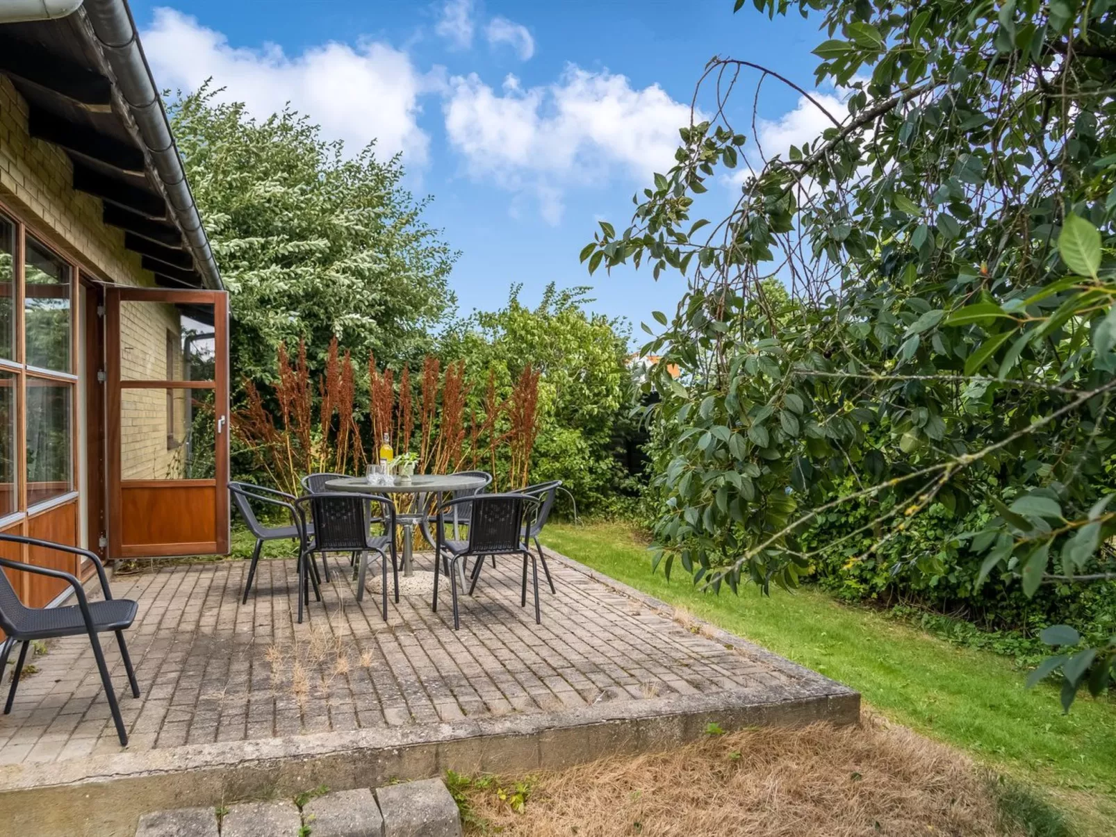 "Ilmo" - 1.9km from the sea-Buiten