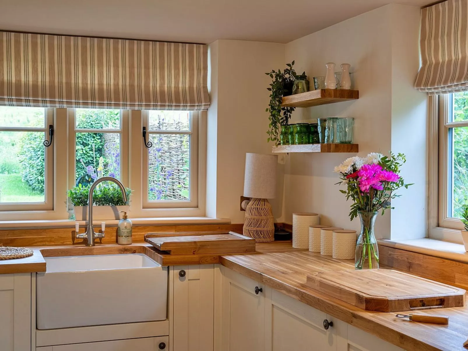 The Thatch at Winterborne Houghton-Buiten