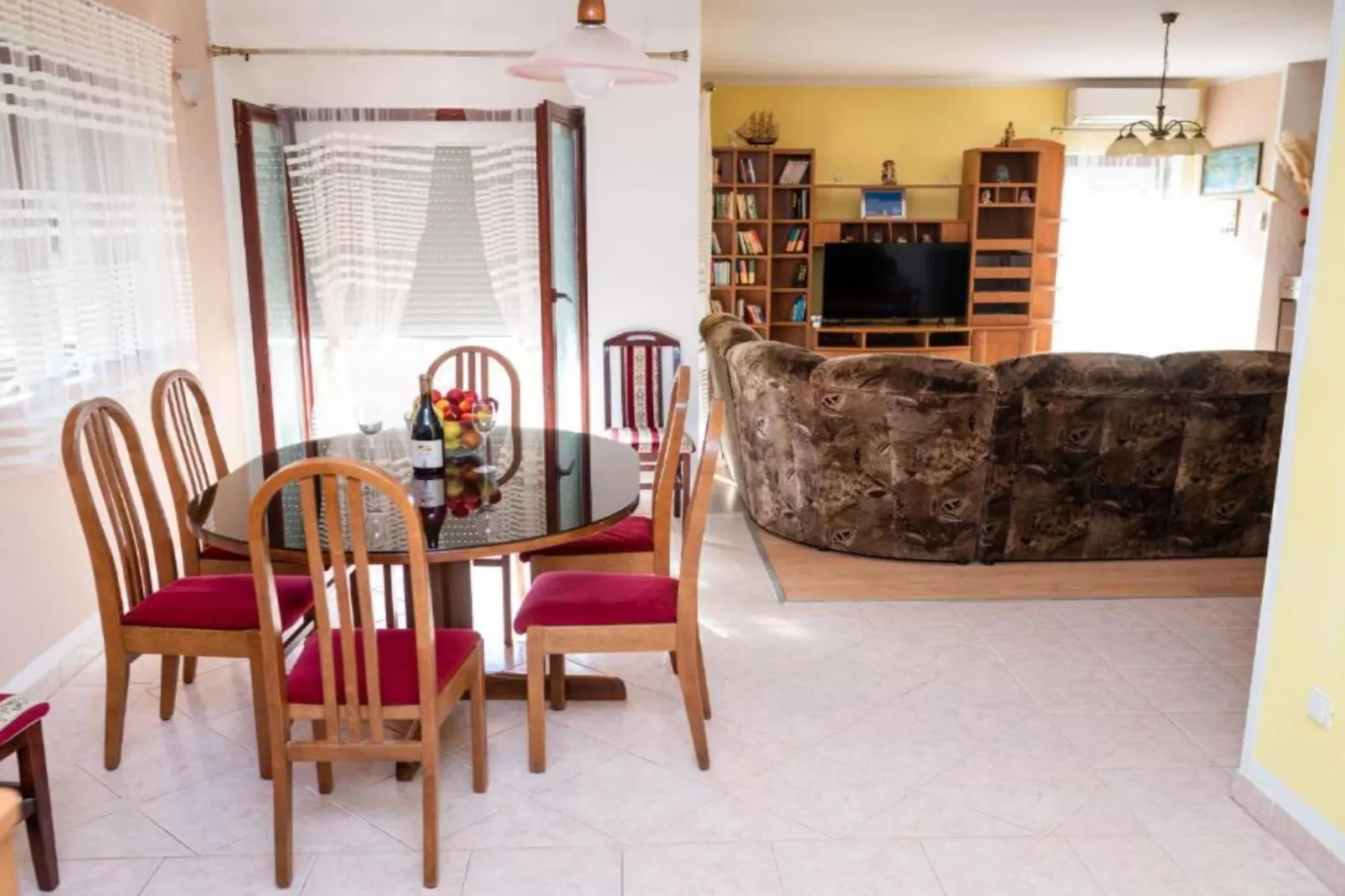 One Bedroom Apartment With Terrace (A1)-Niet-getagd