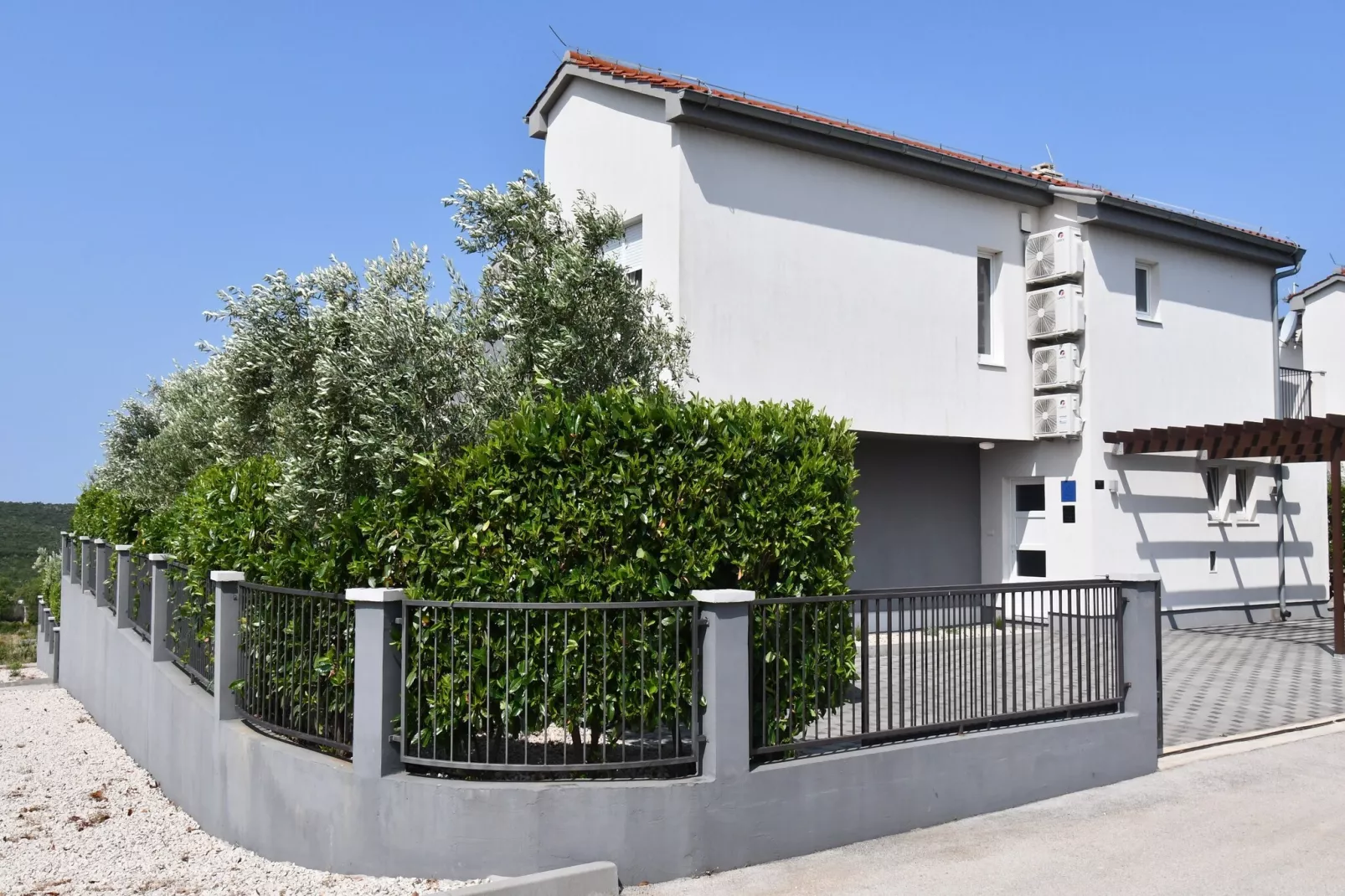 Luxury Escape with Swimming Pool & Modern Design - Deluxe Four Bedroom Villa with Sea View and Private Pool (Villa 5)-Buitenlucht