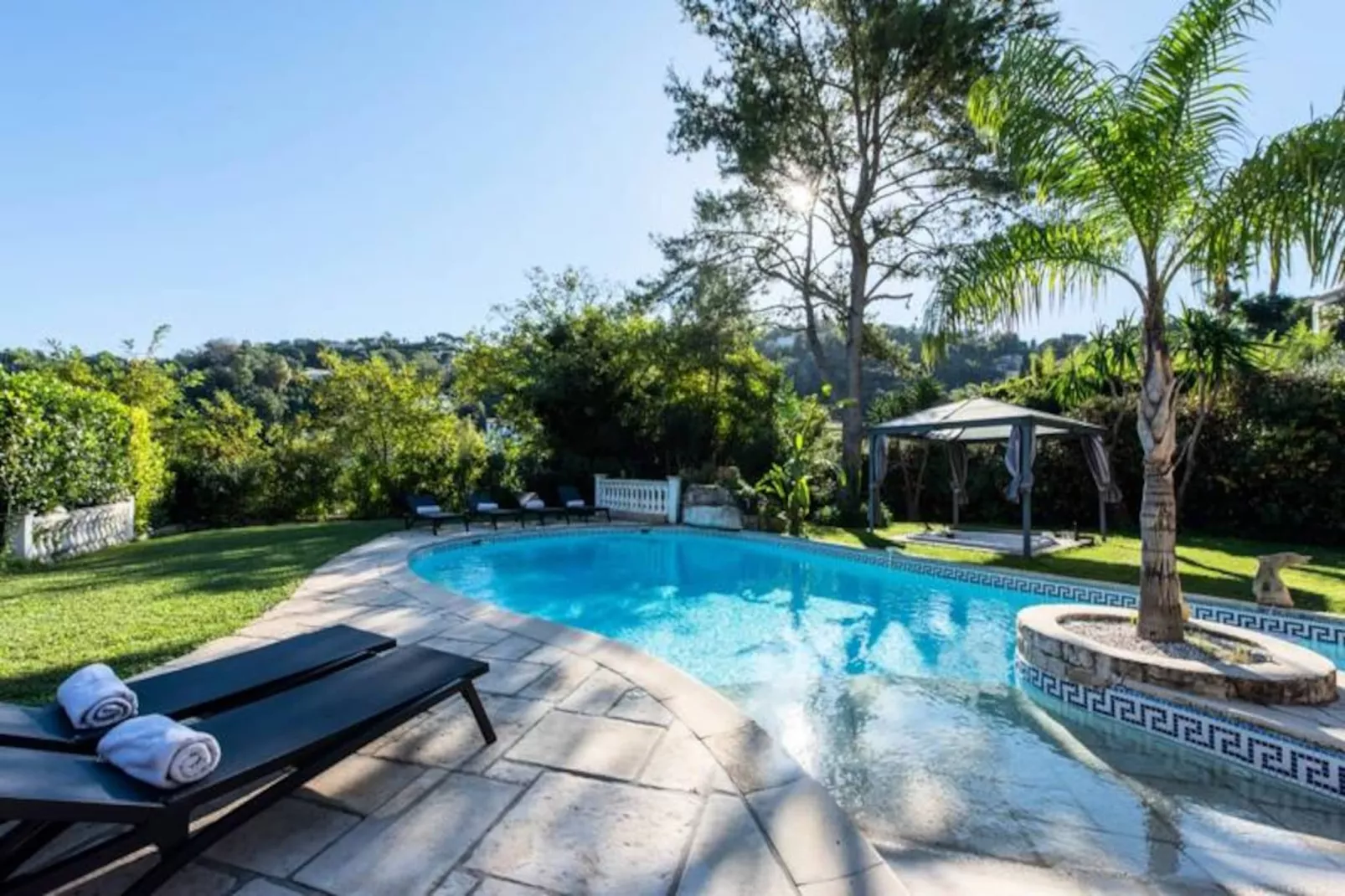 Résidence Villa 330m2, 6 Chambres, Piscine Chauff&eacute;e Jacuzzi-Niet-getagd