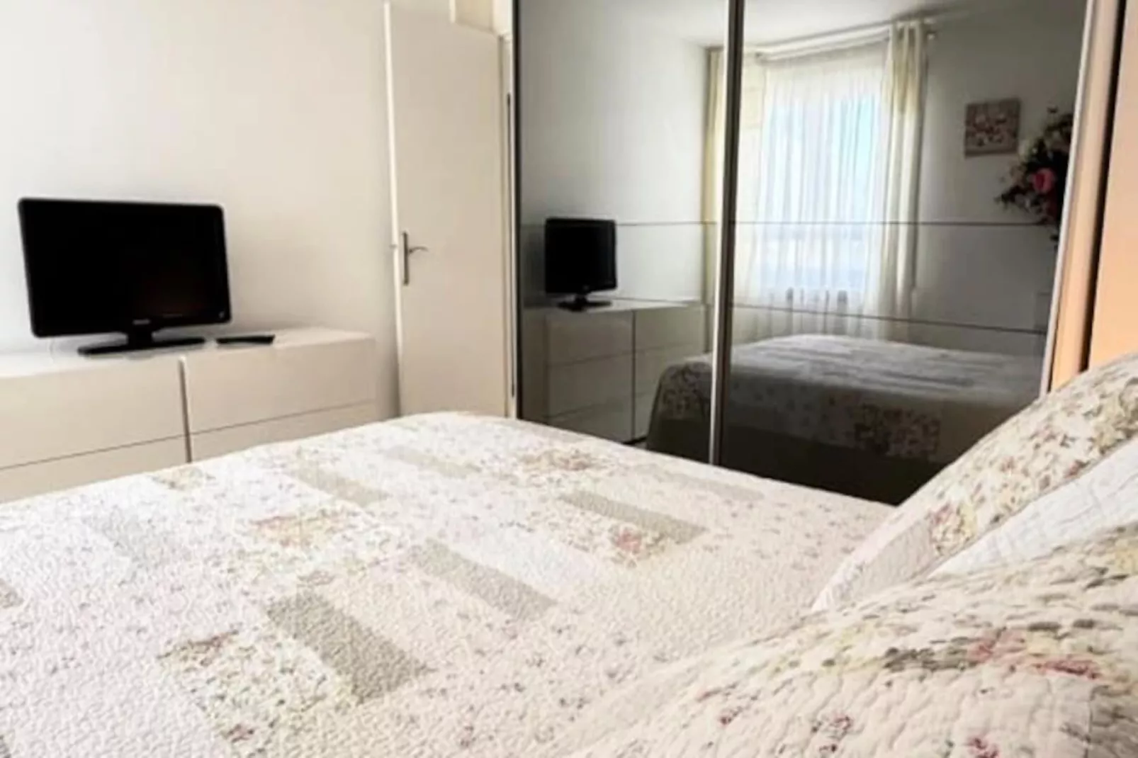 Résidence Superbe T3 Traversant Avec Terrasse Face Au Chenal Vue Mer &ndash; Imp&eacute;rial 4-Niet-getagd