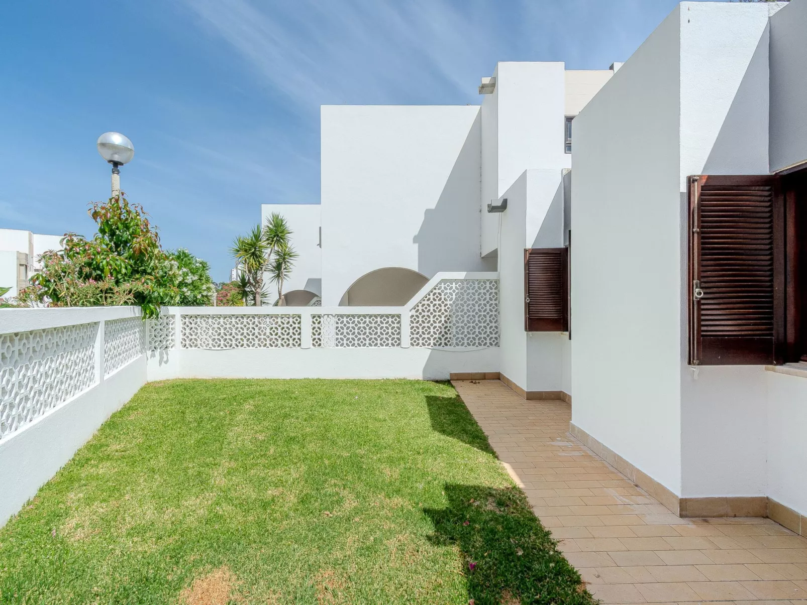 Amélia - Sunny Way-Buiten