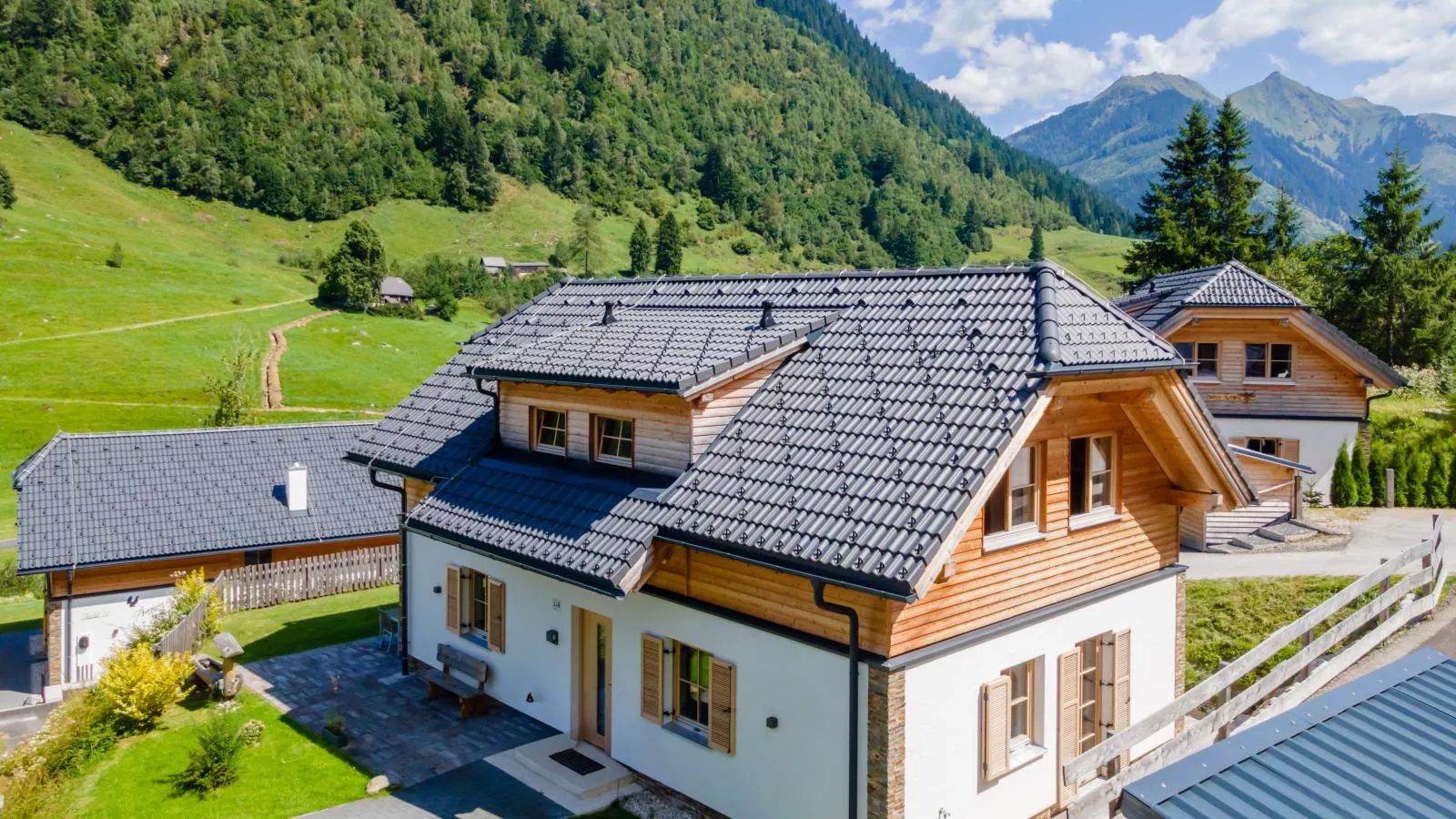 Im grünen Herzen-Buitenkant zomer