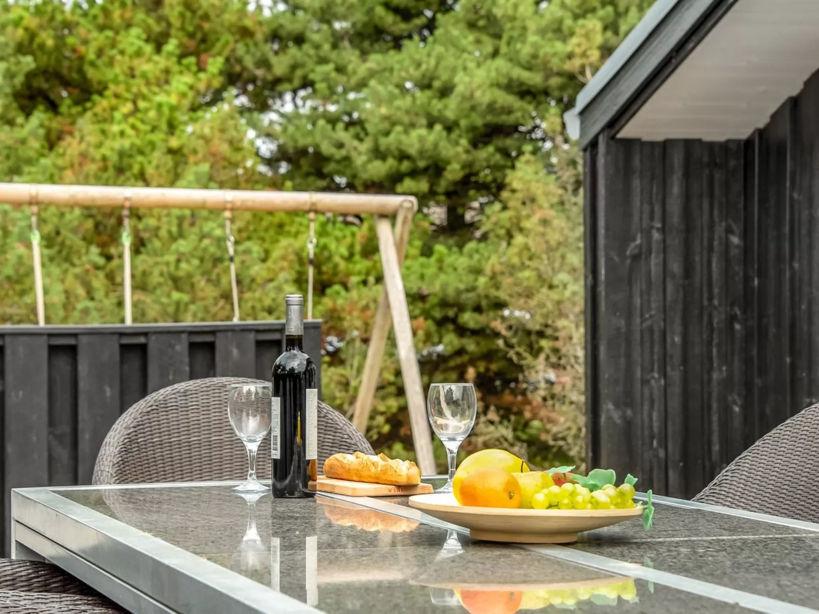 "Lav" - 3.8km from the sea-Buiten