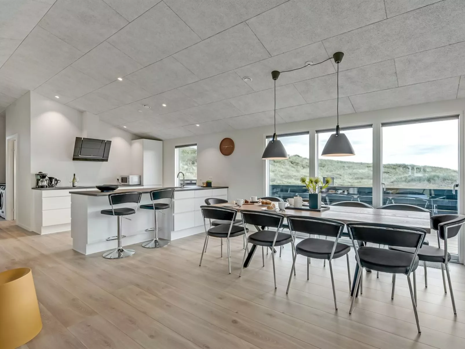 "Birger" - 300m from the sea-Binnen