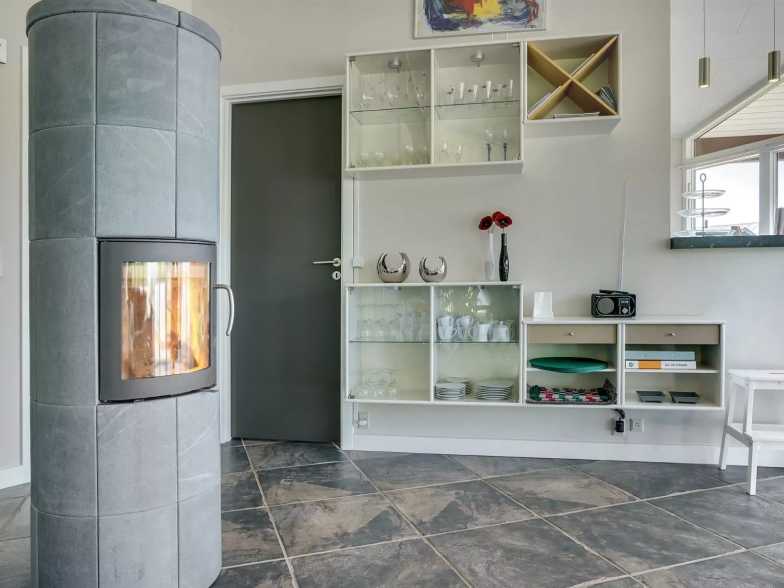 "Helena" - 250m from the sea-Binnen