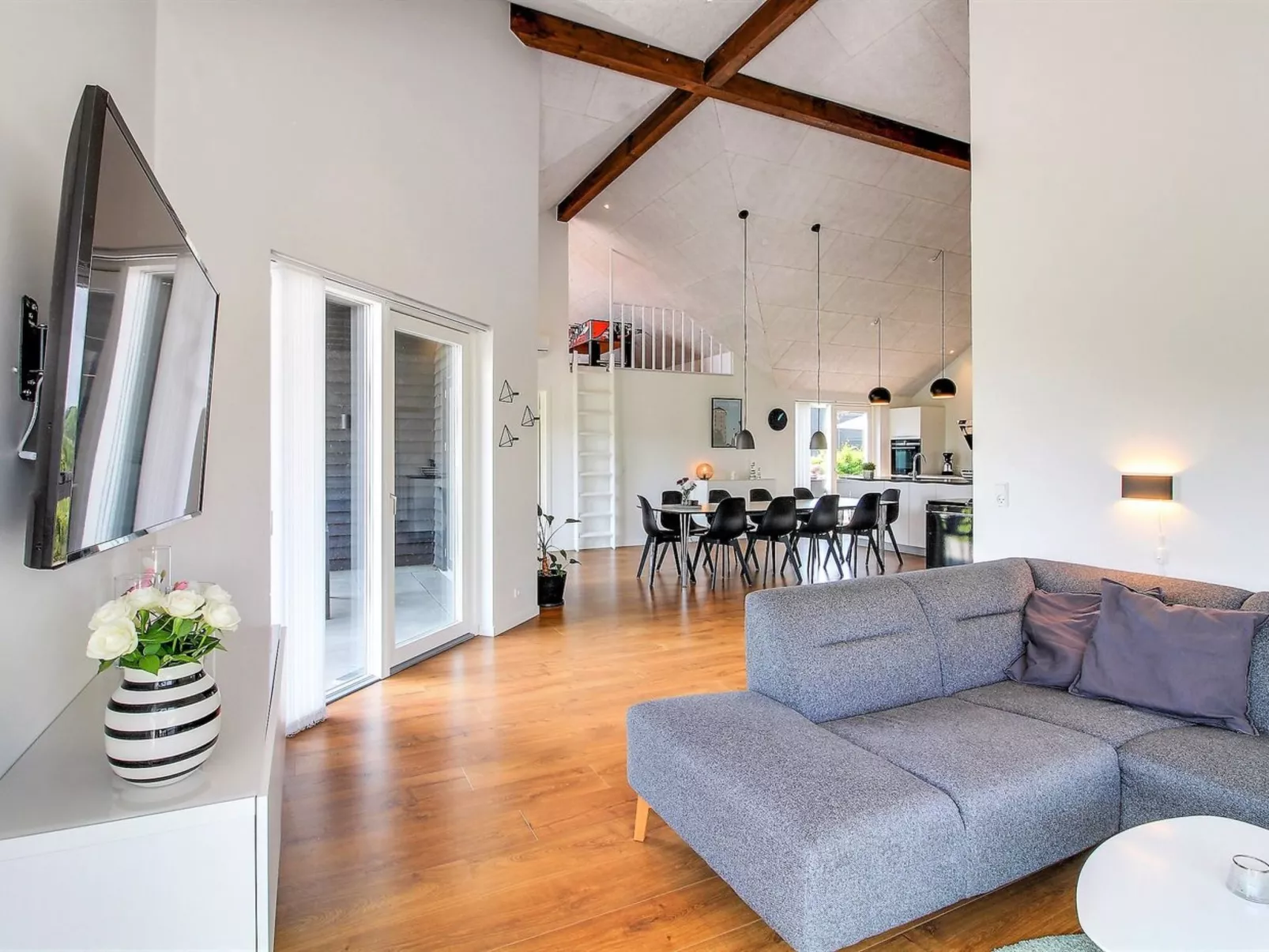 "Thorfin" - 200m from the sea-Binnen