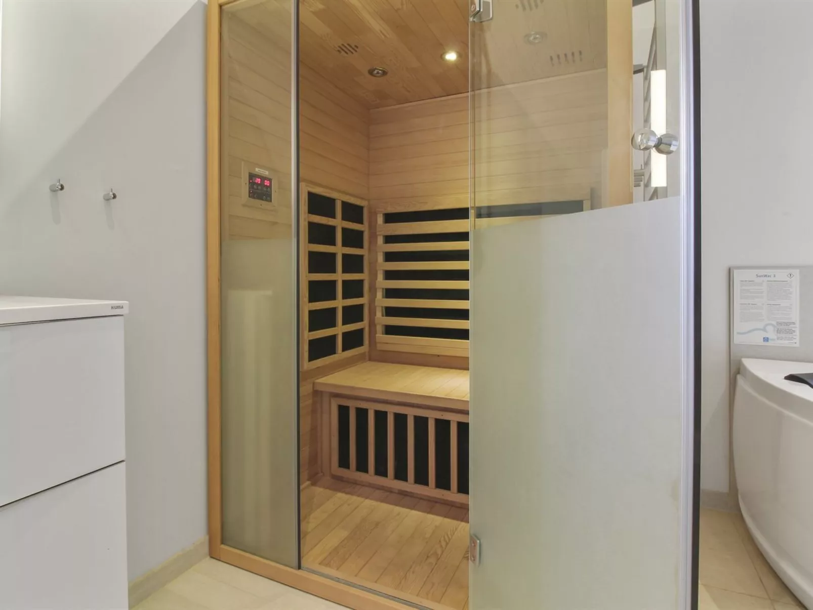 "Dwerg" - 1.5km from the sea-Binnen